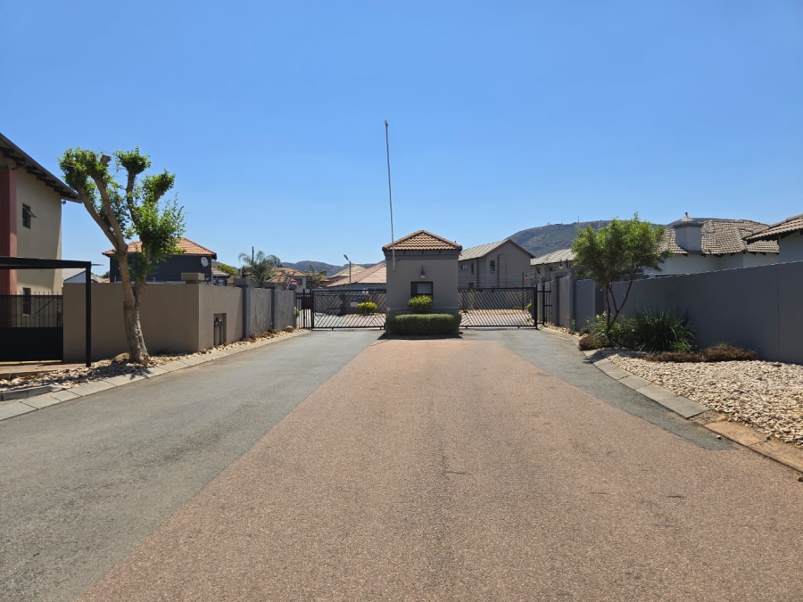 2 Bedroom Property for Sale in Melodie North West